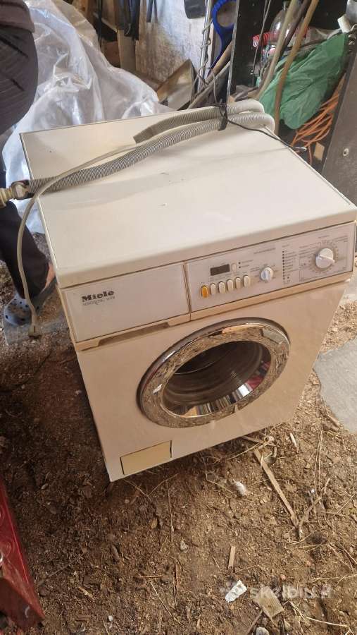 Skalbimo mašina Mielė novotronic w918