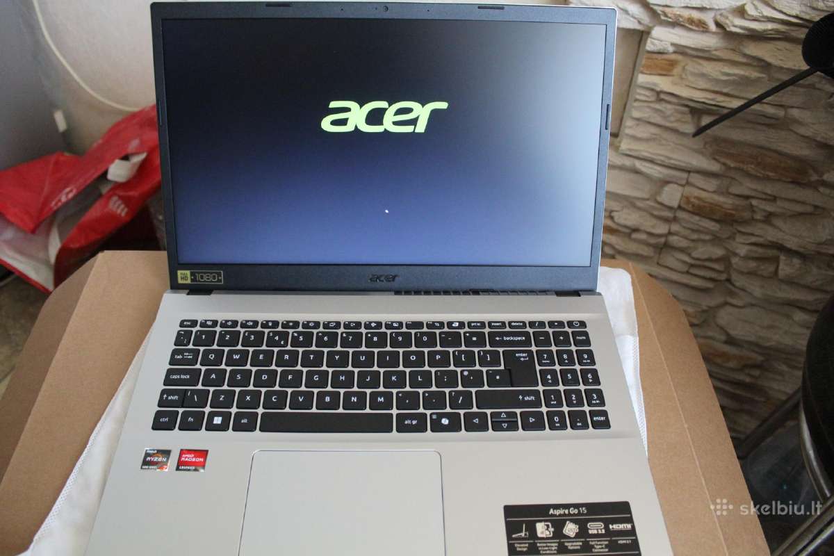 Acer - nuotraukos Nr. 16