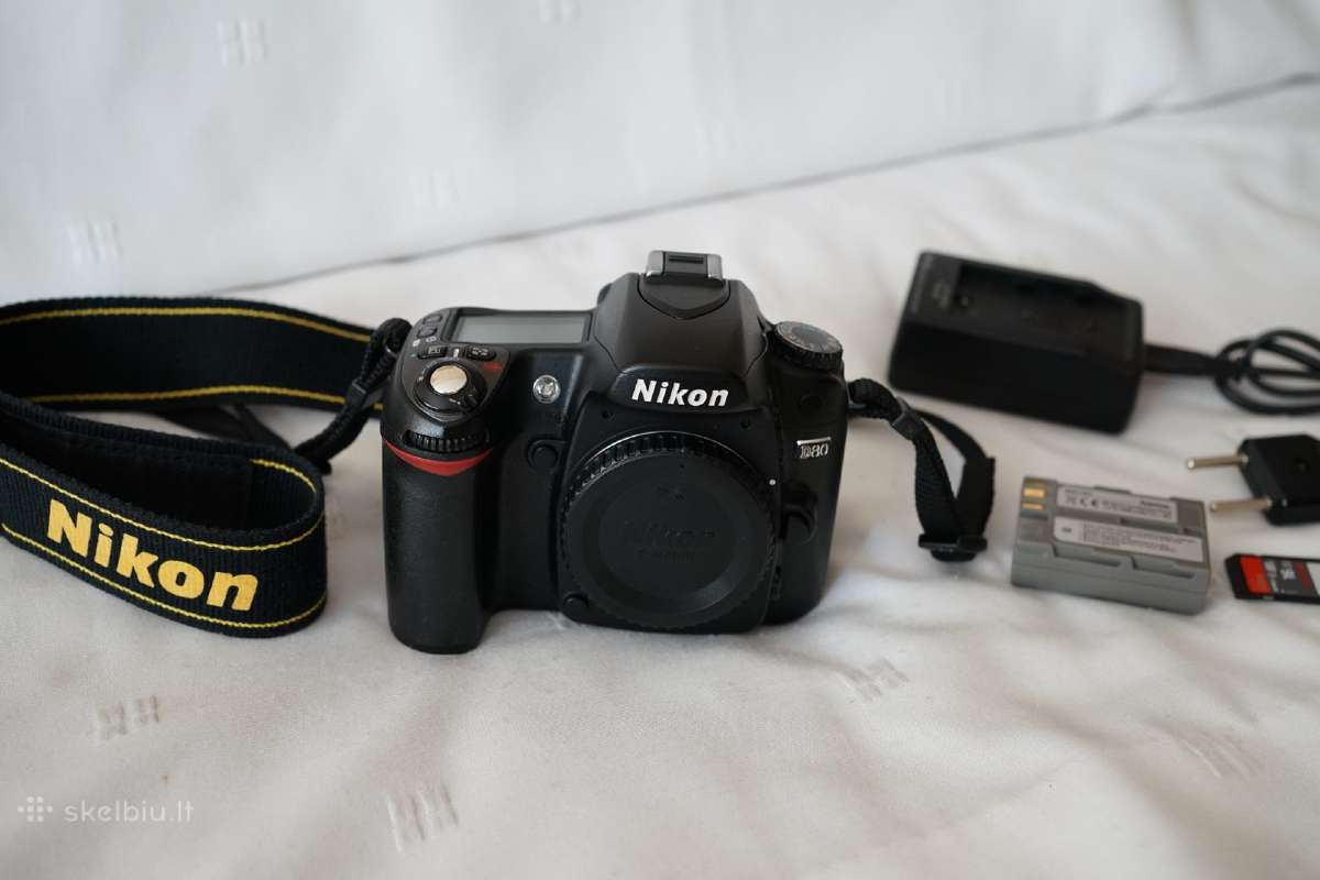 Nikon D80 body