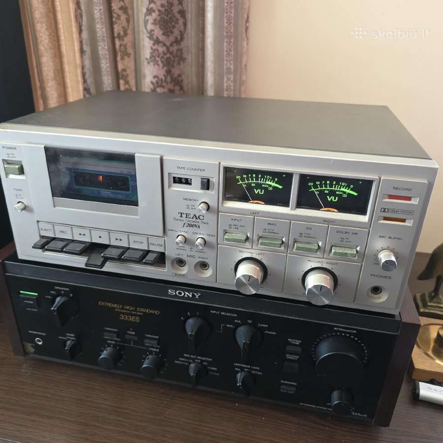 Teac f-200va