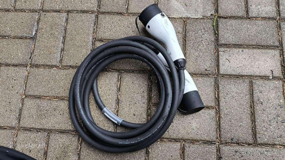 Elektromobilio įkrovimo laidas Type 2