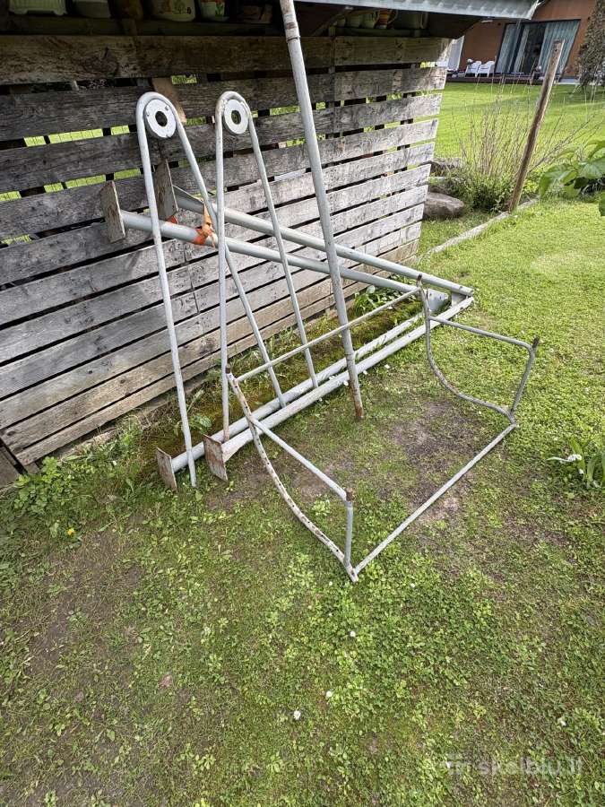 Metalinis supynių rėmas