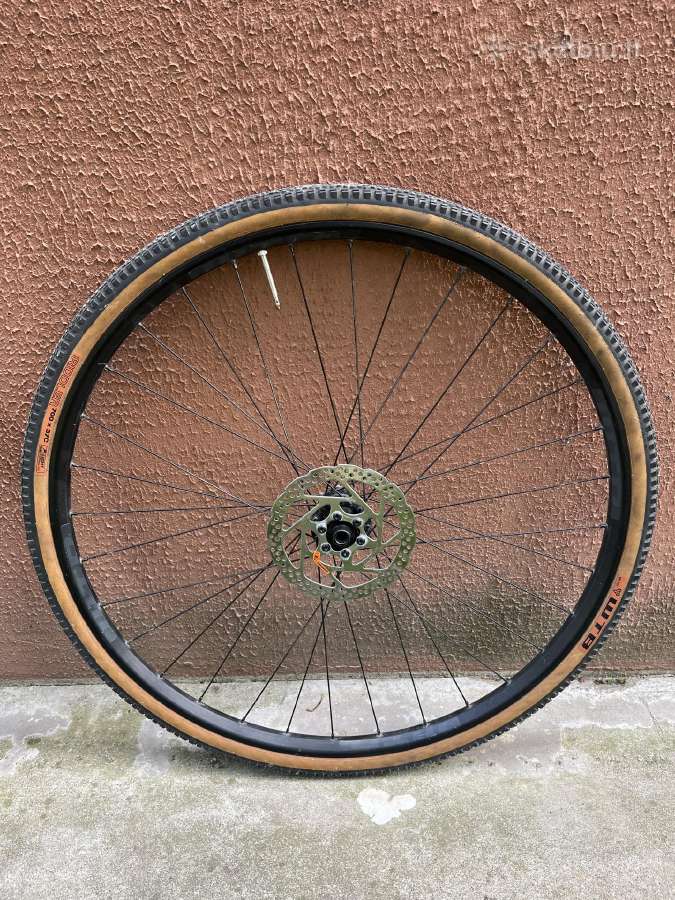 Gravel priekinis ratas