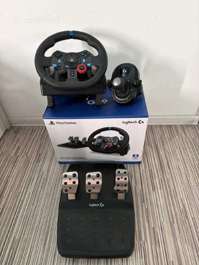 Logitech g29 vairas su pedalais ir pavarų svirtis