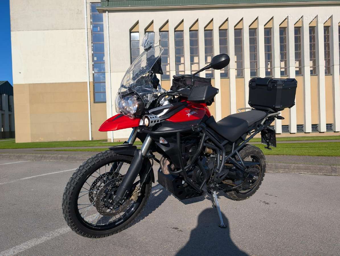 Triumh tiger 800xc