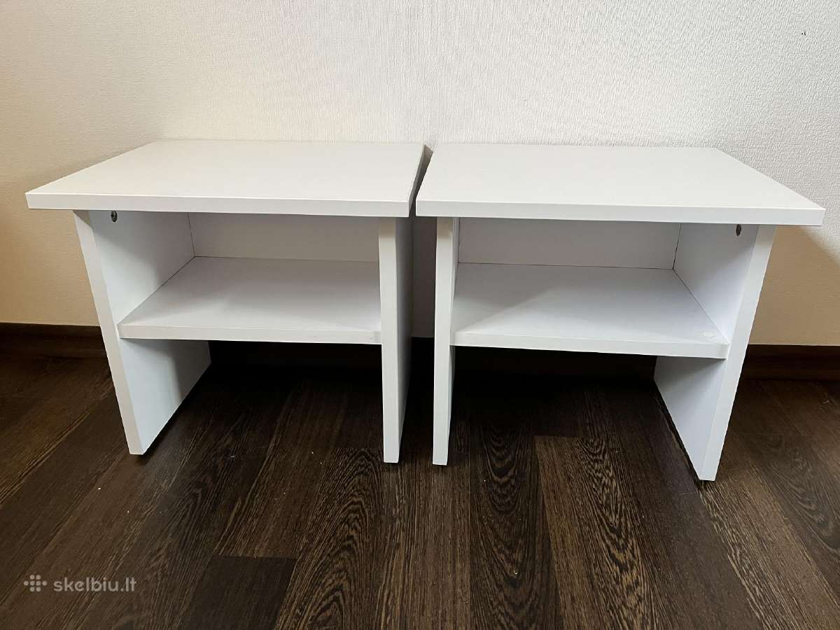 Parduodu mažas miegamojo spinteles