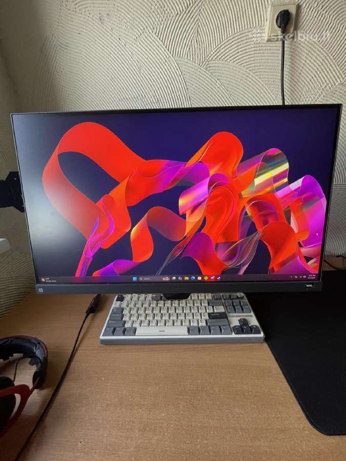 Pilnas gaming setup. Kompiuteris