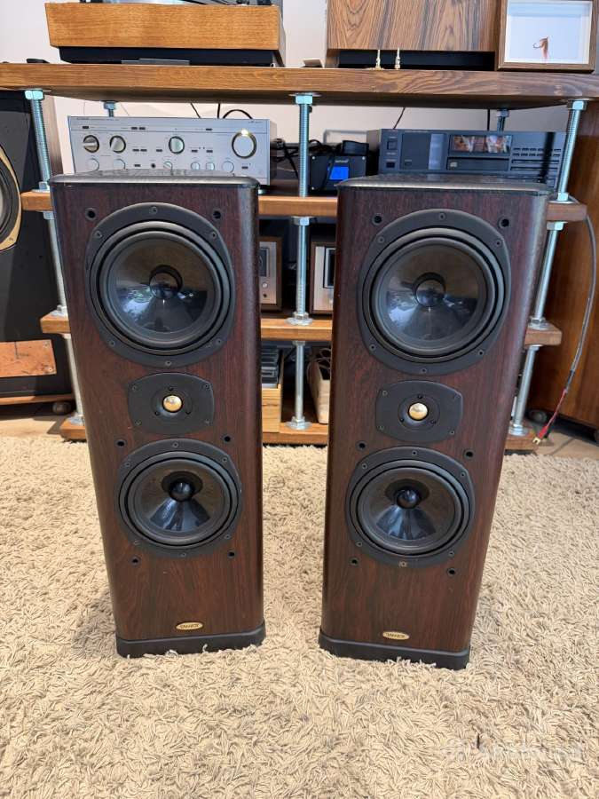 Kolonėlės Tannoy 633 D30