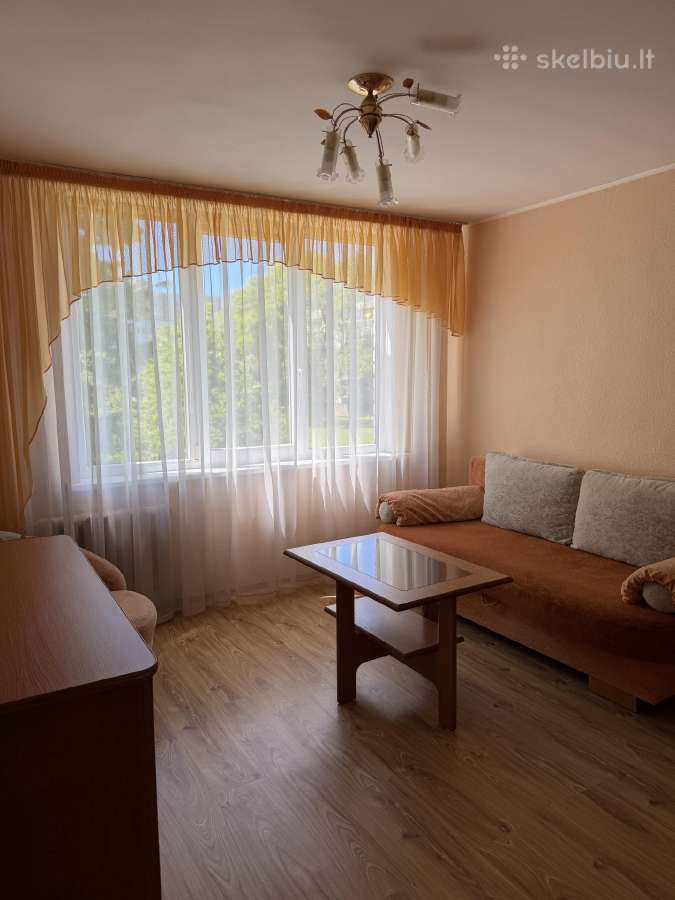 Išnuomoju 1-o kambario butą taikos pr .