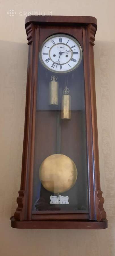 Antikvarinis sieninis laikrodis