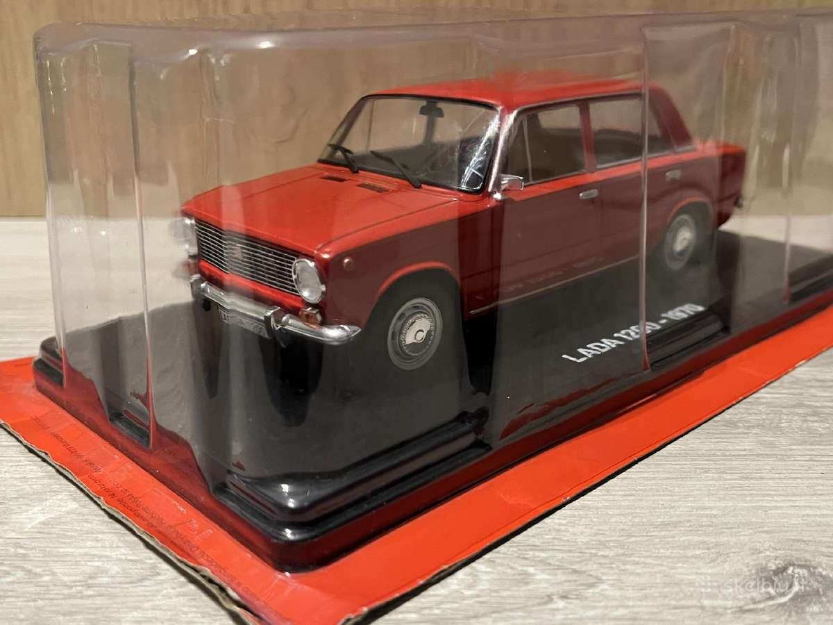 Lada 1200 (2101) 1:24