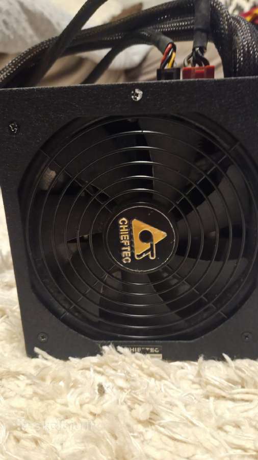 Maitinimo šaltinis Chieftec Gdp-750c, 750w - nuotraukos Nr. 4
