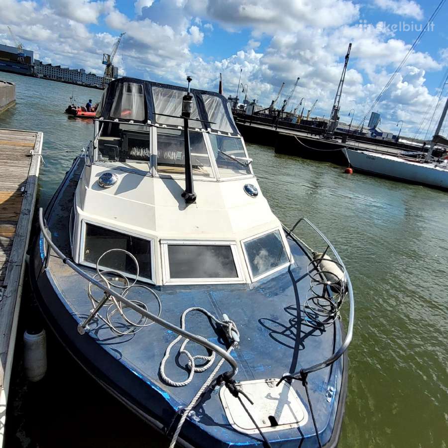 Pramoginis kateris Viking 26 iš Švedijos