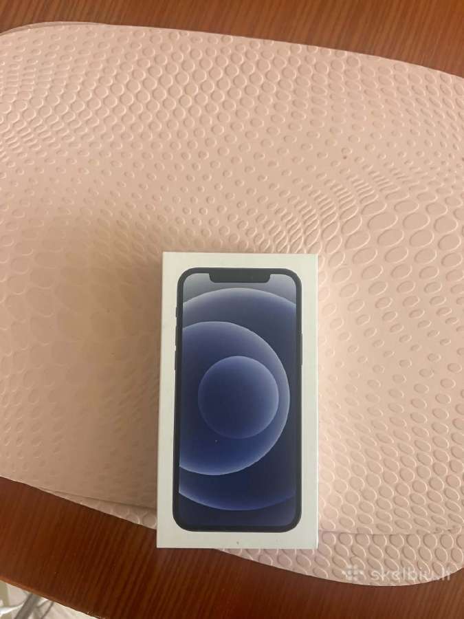iPhone 12
