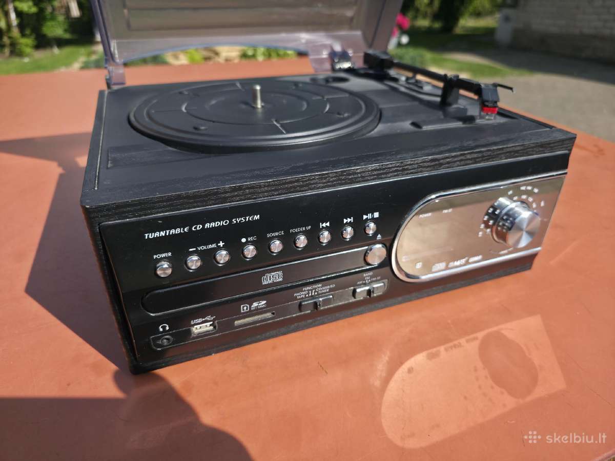 Muzikinis centras su plokštele,CD,kasete,usb.