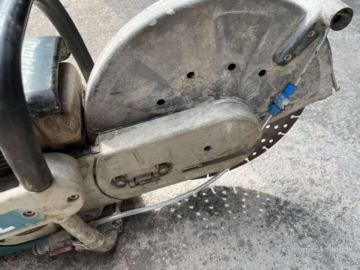 Makita