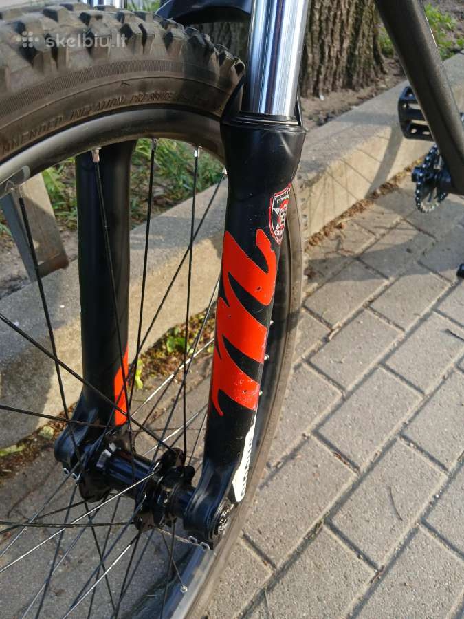Custom Dirt Jump dviratis - nuotraukos Nr. 9