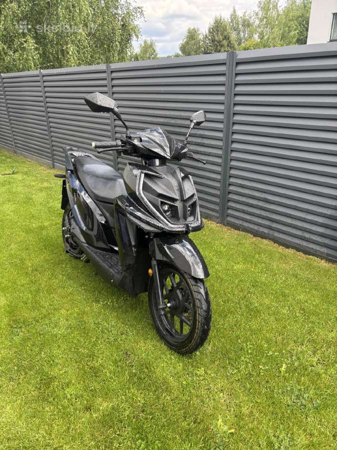 Elektrinis motoroleris , Mifun Lko1,elektriniai