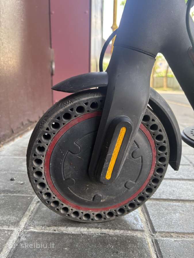 Parduodamas Xiaomi Pro elektrinis paspirtukas - nuotraukos Nr. 7