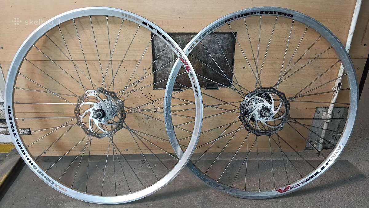 Dviračio 28" ratų komplektas, bagažinė su žibintu - nuotraukos Nr. 2
