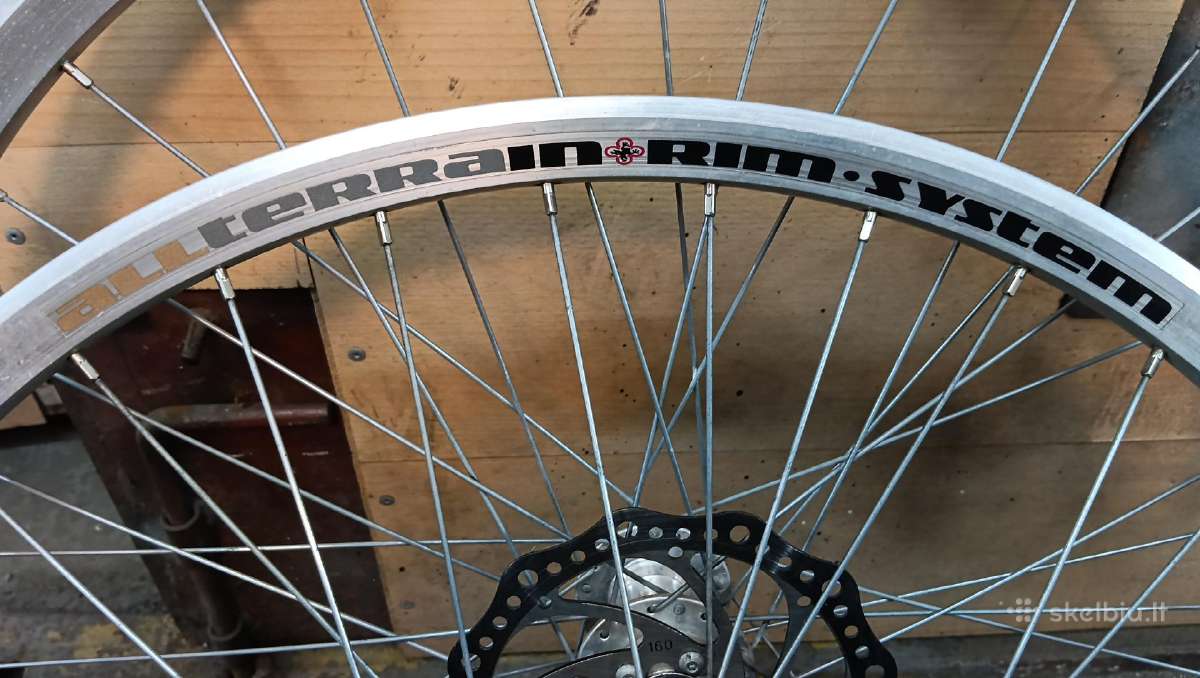 Dviračio 28" ratų komplektas, bagažinė su žibintu - nuotraukos Nr. 3