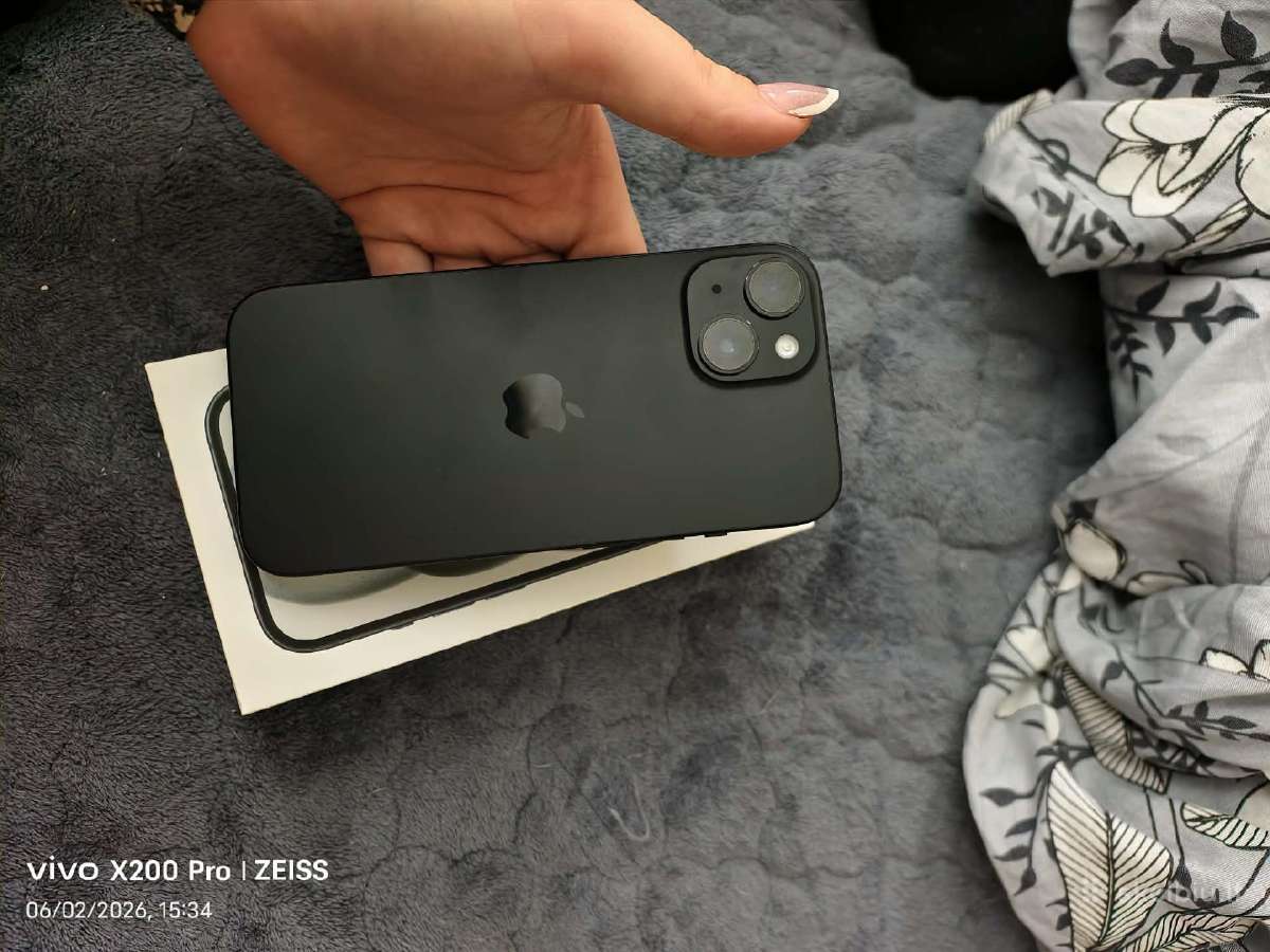 iPhone 15