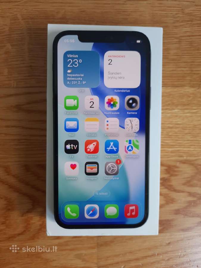 iPhone 13