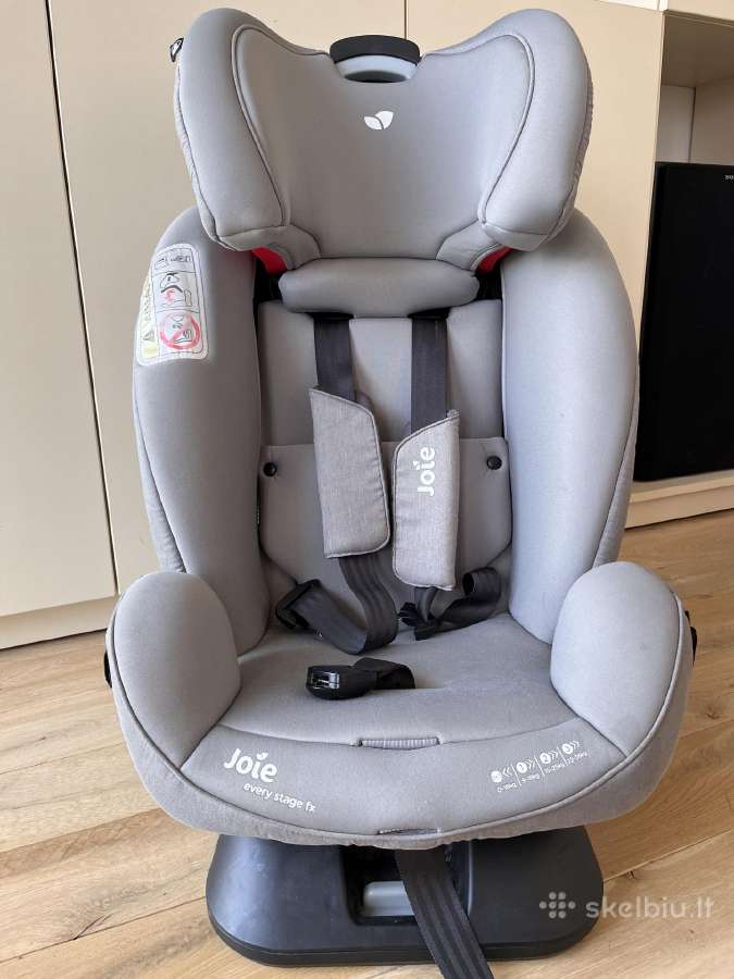 Automobilinė Joie kėdutė