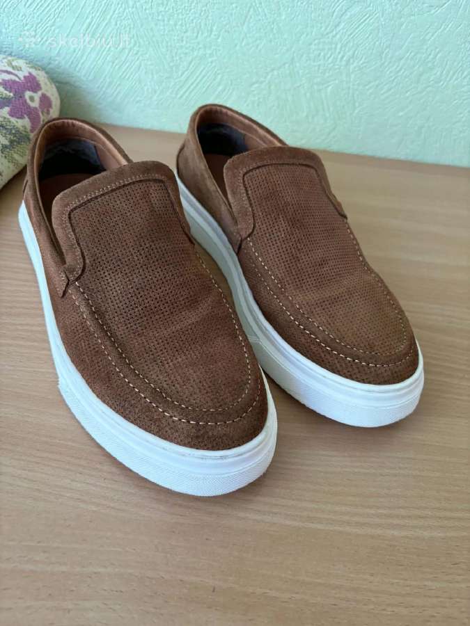 Originalūs Playboy Footwear Karl zomšiniai batai