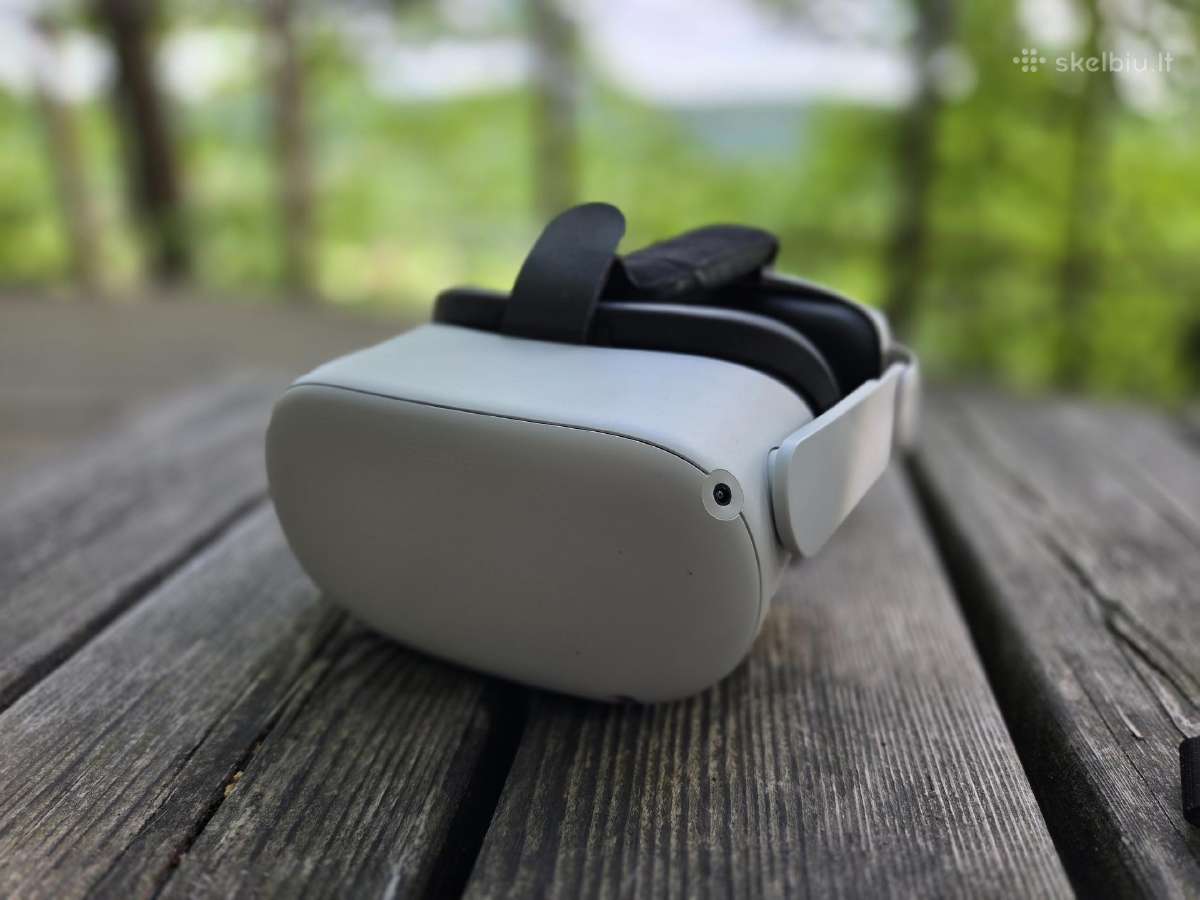 Oculus Quest 2 su mandrais aksesuarais