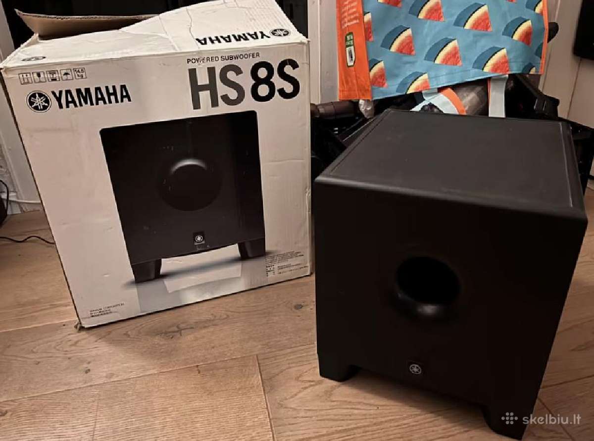 Yamaha Hs8s