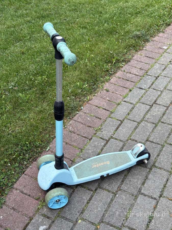 Paspirtukas Beaster