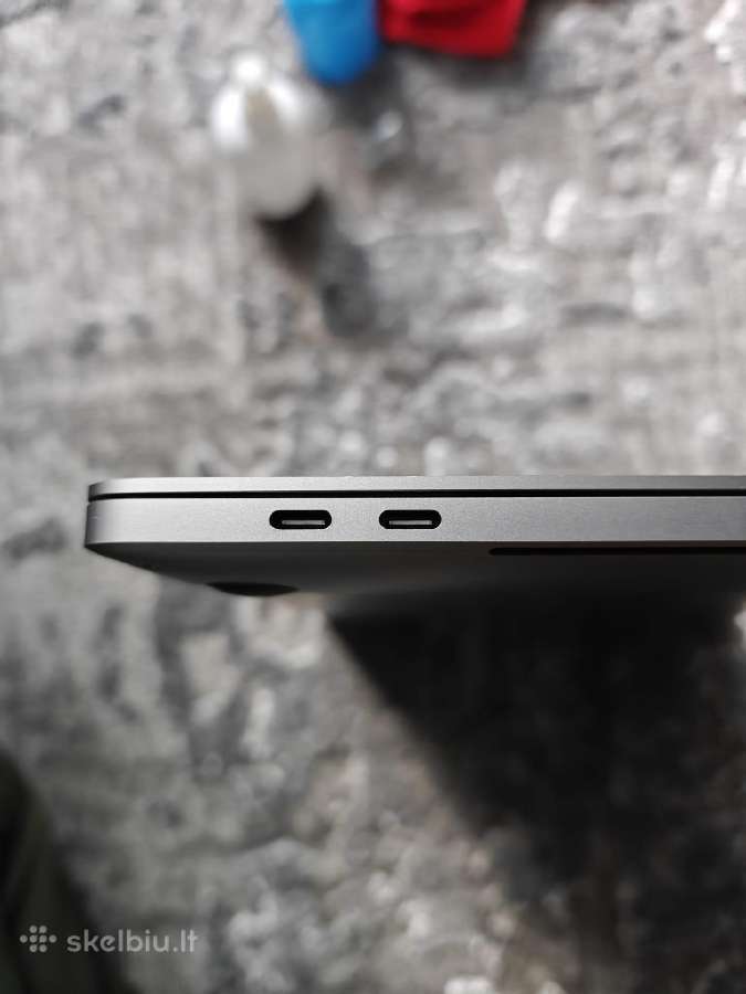 MacBook Pro 16" 2019 / i9 / 2.4ghz / 32gb / 512 GB - nuotraukos Nr. 5