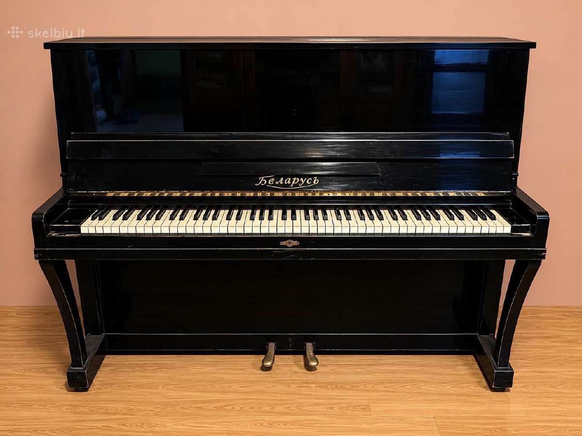 Atiduodamas pianinas