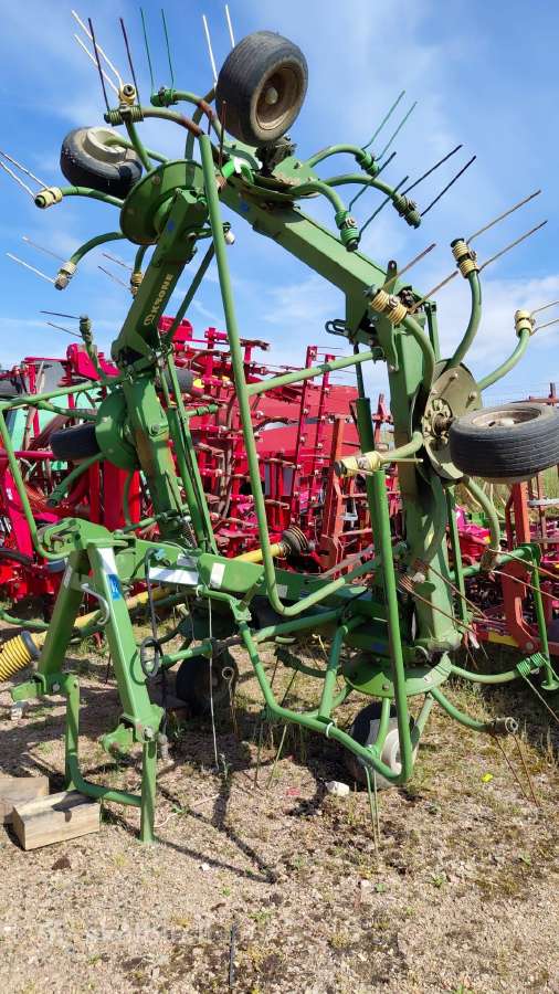 Vartytuvas Krone Kw 7.82