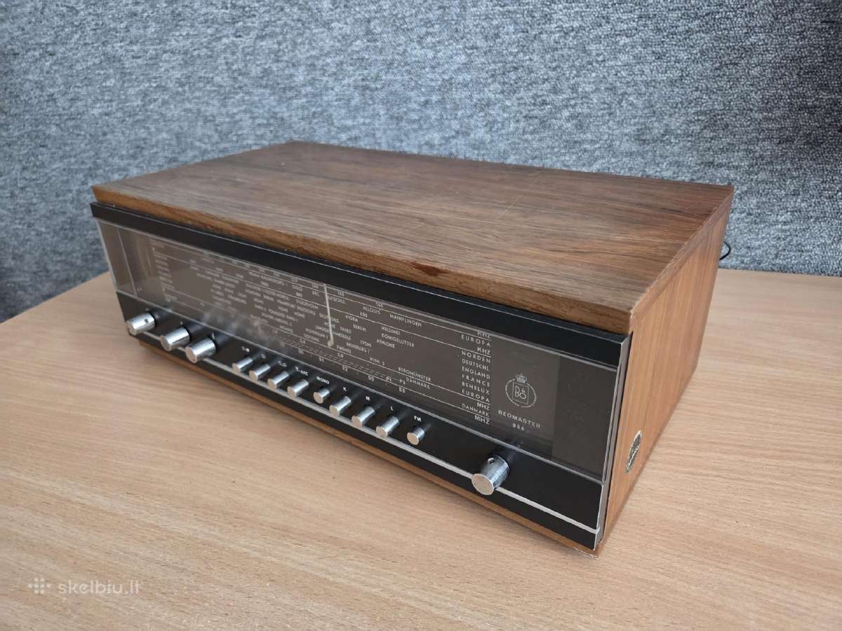 Vintažinis radijo imtuvas Bang & Olufsen Beomaster