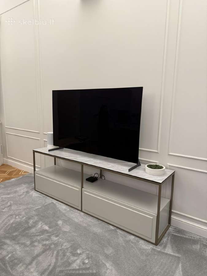 TV staliukas (41 x 66 x 200)