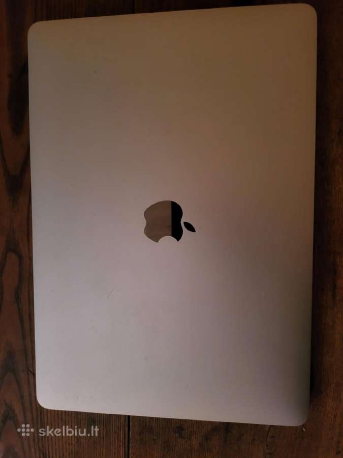 MacBook pro m2 13 256/8