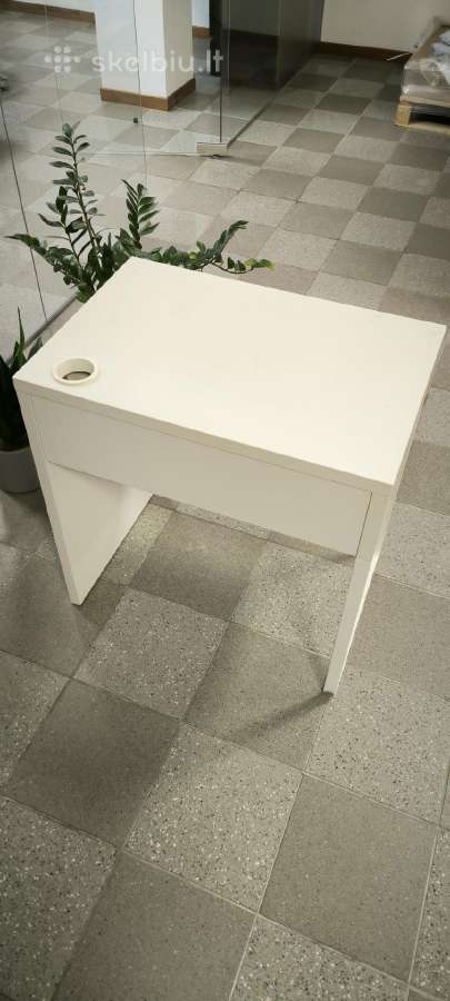 Ikea Micke vaikiškas darbo stalas
