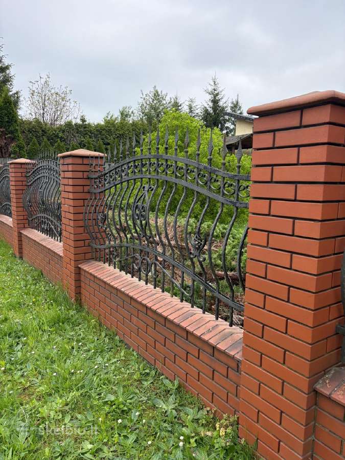 Gryno metalo, labai gražus kalviškas darbas