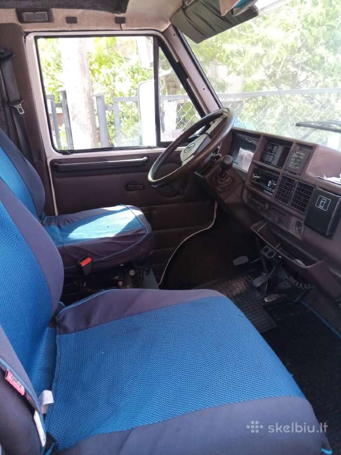 Peugeot 1990m J5 variklis2,5 dyzelis.