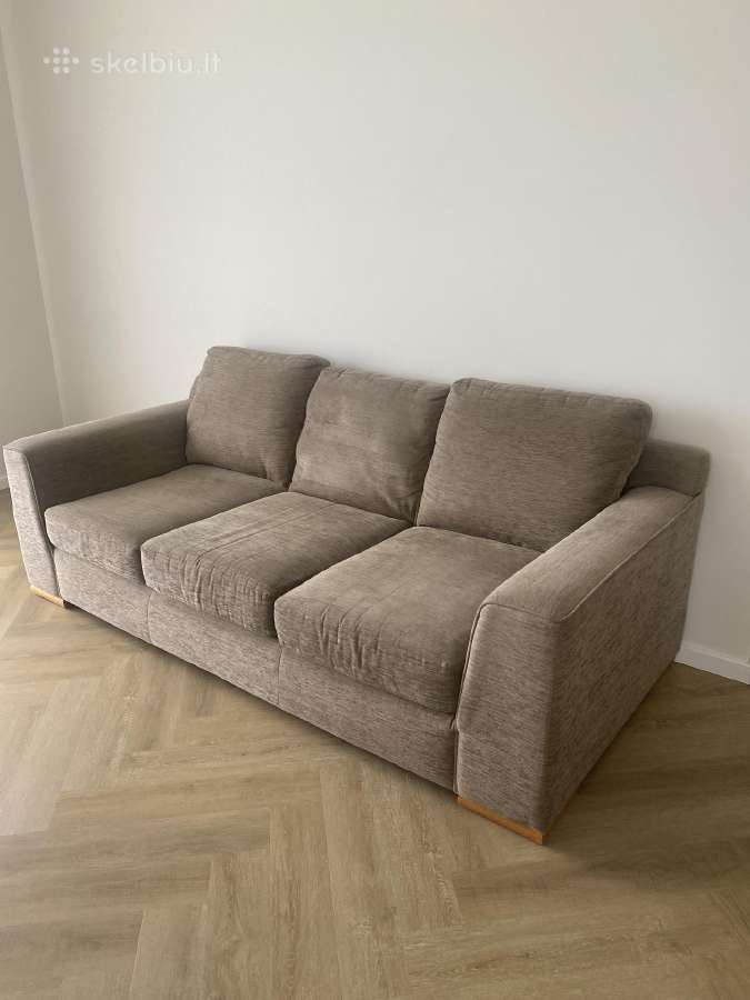 Parduodama trivietė sofa