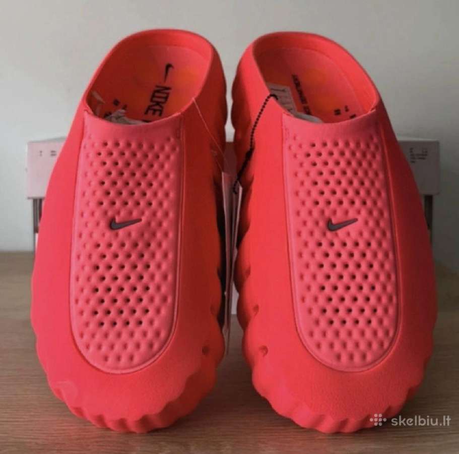 Nike Mind 001