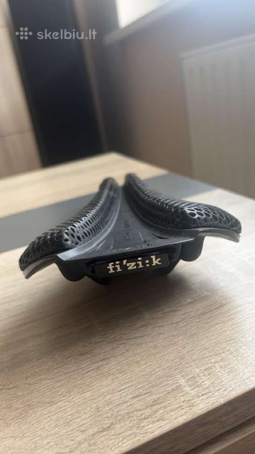 Fizik versus EVO adaptive 139mm