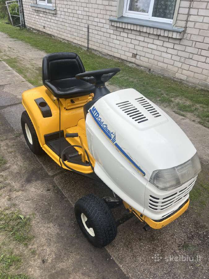 Cub Cadet 2000 Series 16 Ag vejos traktoriukas - nuotraukos Nr. 2