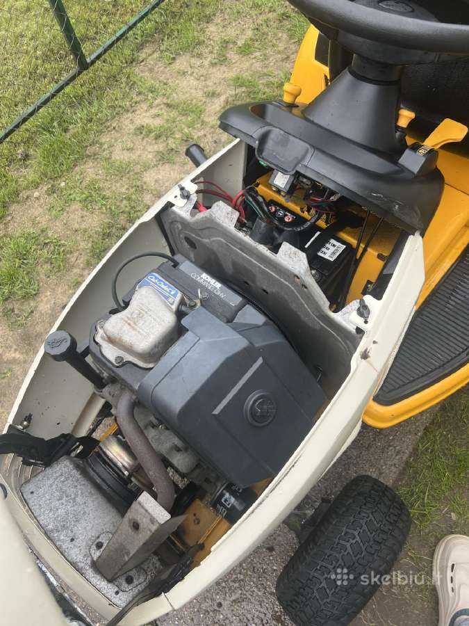 Cub Cadet 2000 Series 16 Ag vejos traktoriukas - nuotraukos Nr. 3