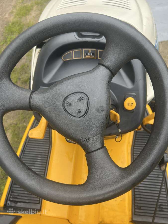 Cub Cadet 2000 Series 16 Ag vejos traktoriukas - nuotraukos Nr. 4