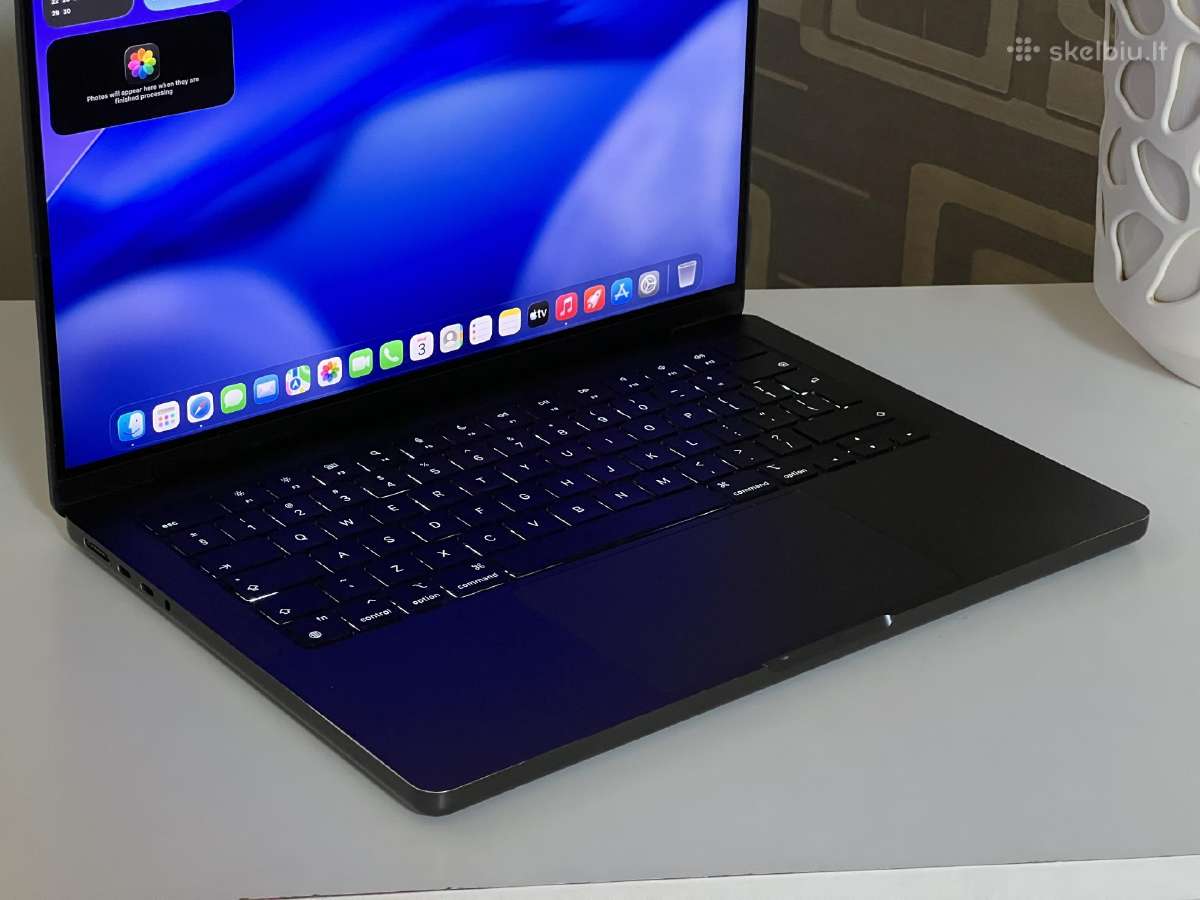 Parduodamas MacBook Pro 14 su Apple M4, Xdr 120hz. - nuotraukos Nr. 3