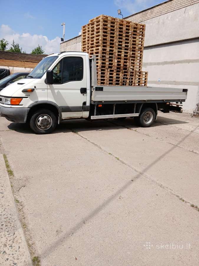 Krovinių pervežimo paslaugos