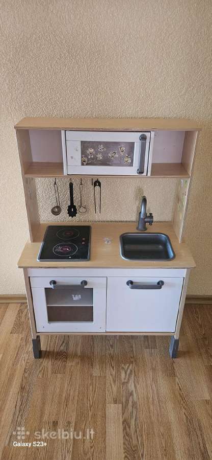 Parduodama vaikiška Ikea virtuvėlė be priedų